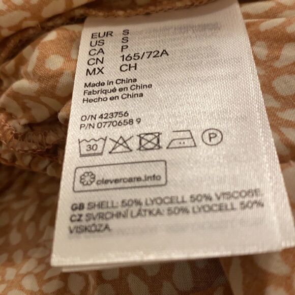 H&M Conscious Ruffled Mini Skirt Smocked Waist Sz S NWT - Picture 5 of 5